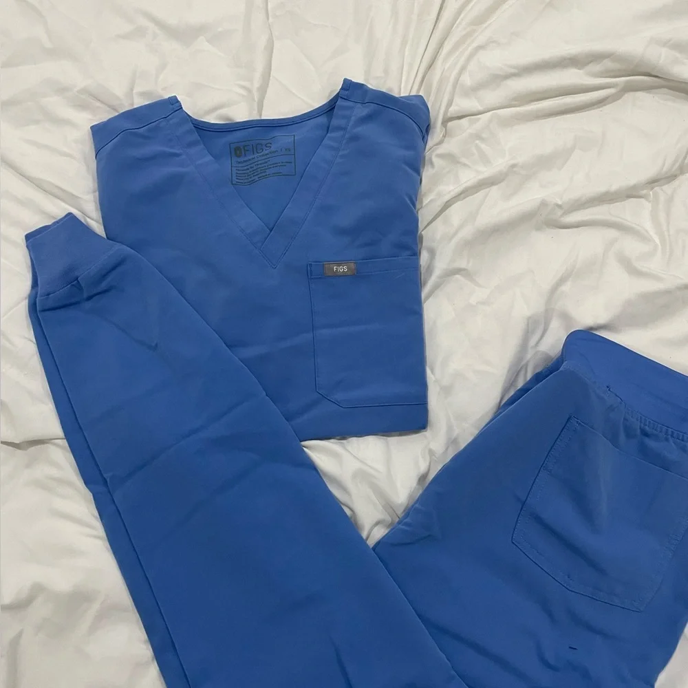 Ceil blue figs set or separate pieces - Picture 2 of 4